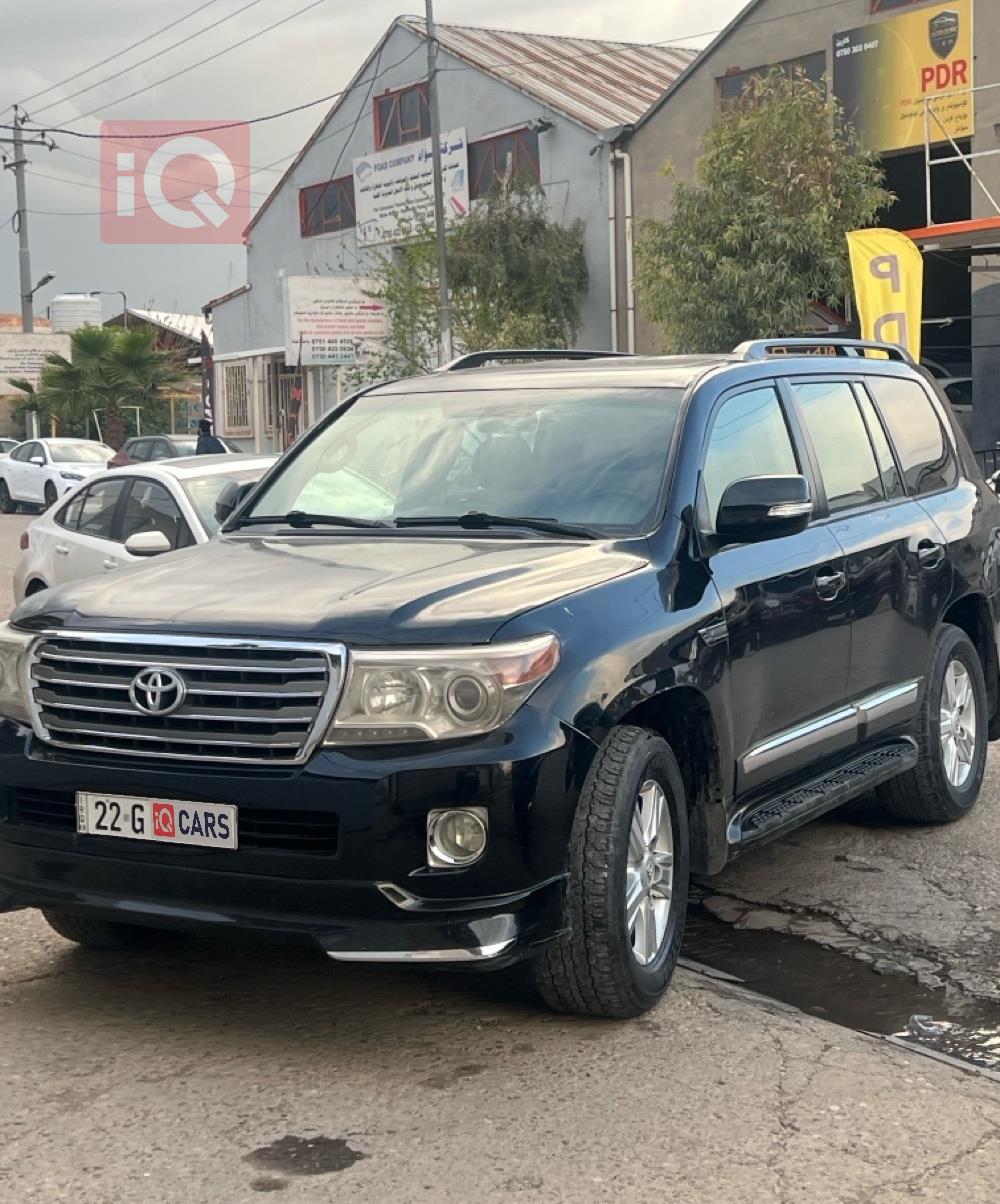 تويوتا لاندكروزر